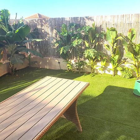 Espacioso Apartamento Con Preciosos Jardines Y Bbq Isla Plana Extérieur photo