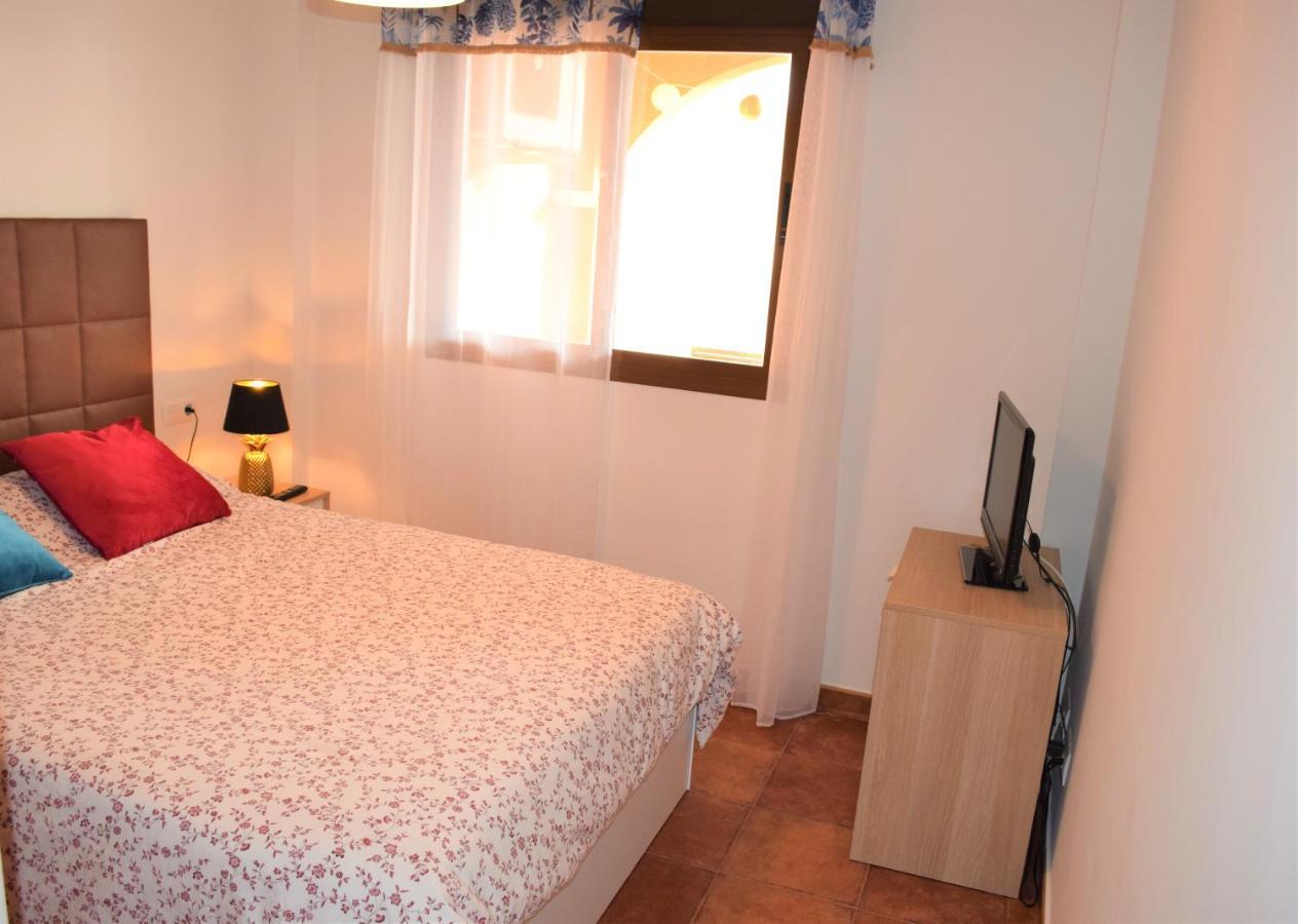 Espacioso Apartamento Con Preciosos Jardines Y Bbq Isla Plana Extérieur photo